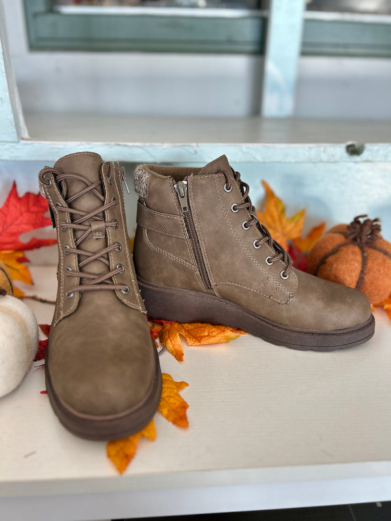 Blowfish | Kinsley Taupe Lace Up Bootie