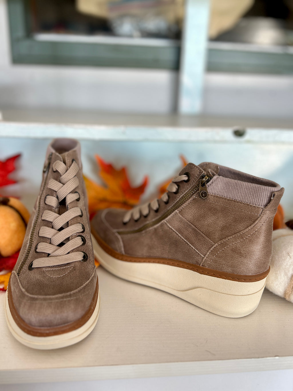 Blowfish | Camden Mushroom Wedge High Top Sneaker
