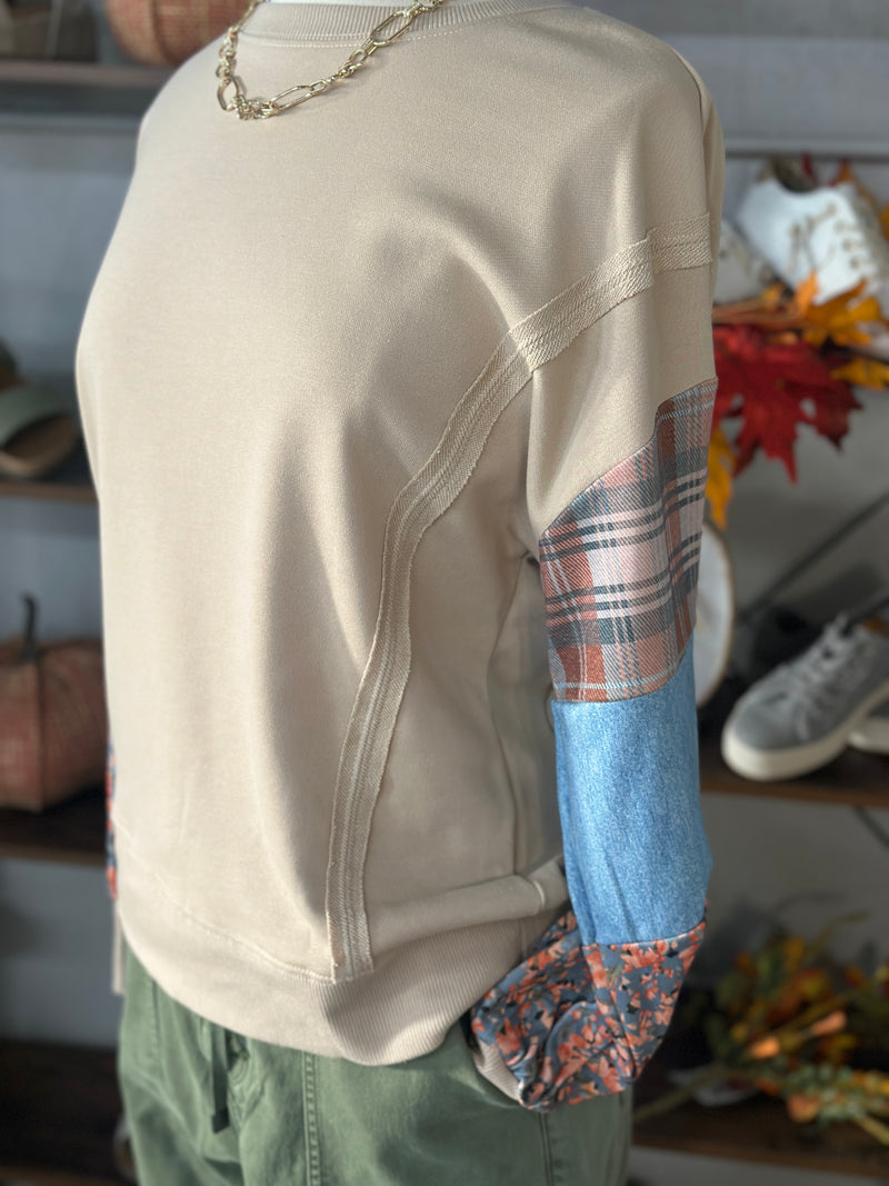 Women's Cream Plaid Colorblock Patched Sleeve Raw Seam Sweatshirt
