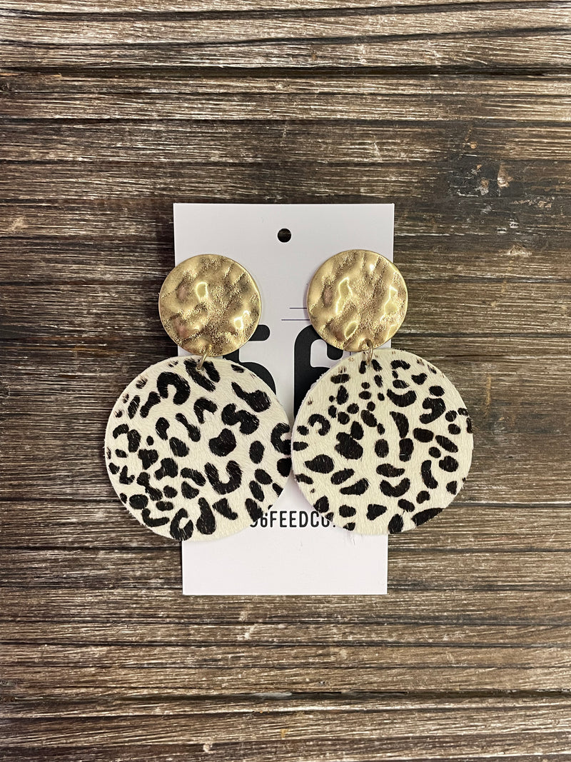 Earring l Gold Circle + Snow Leopard Earring