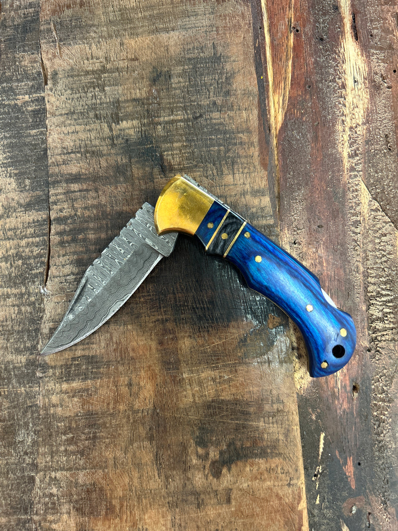 Titan International | Blue Diamond Wood 6.5" Damascus Steel Knife