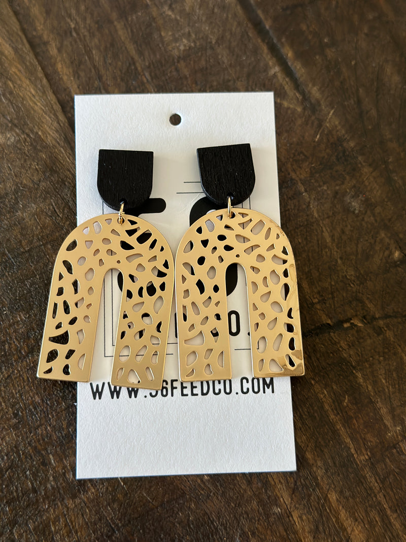 Earring | Lux Cutout U Shape Drop Earring