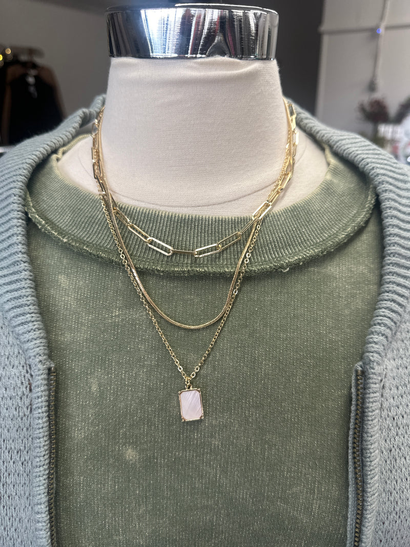 Necklace | Mother of Pearl Rectangle Pendant Layered Chain Necklace