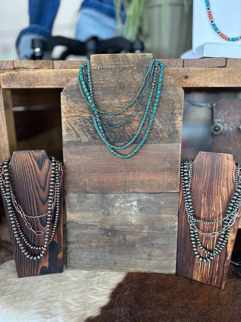 Necklace | 4 Layers Metal Chain + Navajo Pearl Necklace [20 in]