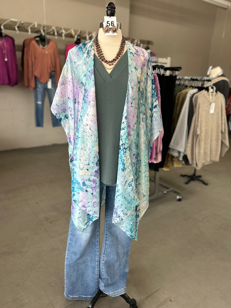 Renea Abstract Print Silky Kimono | One Size