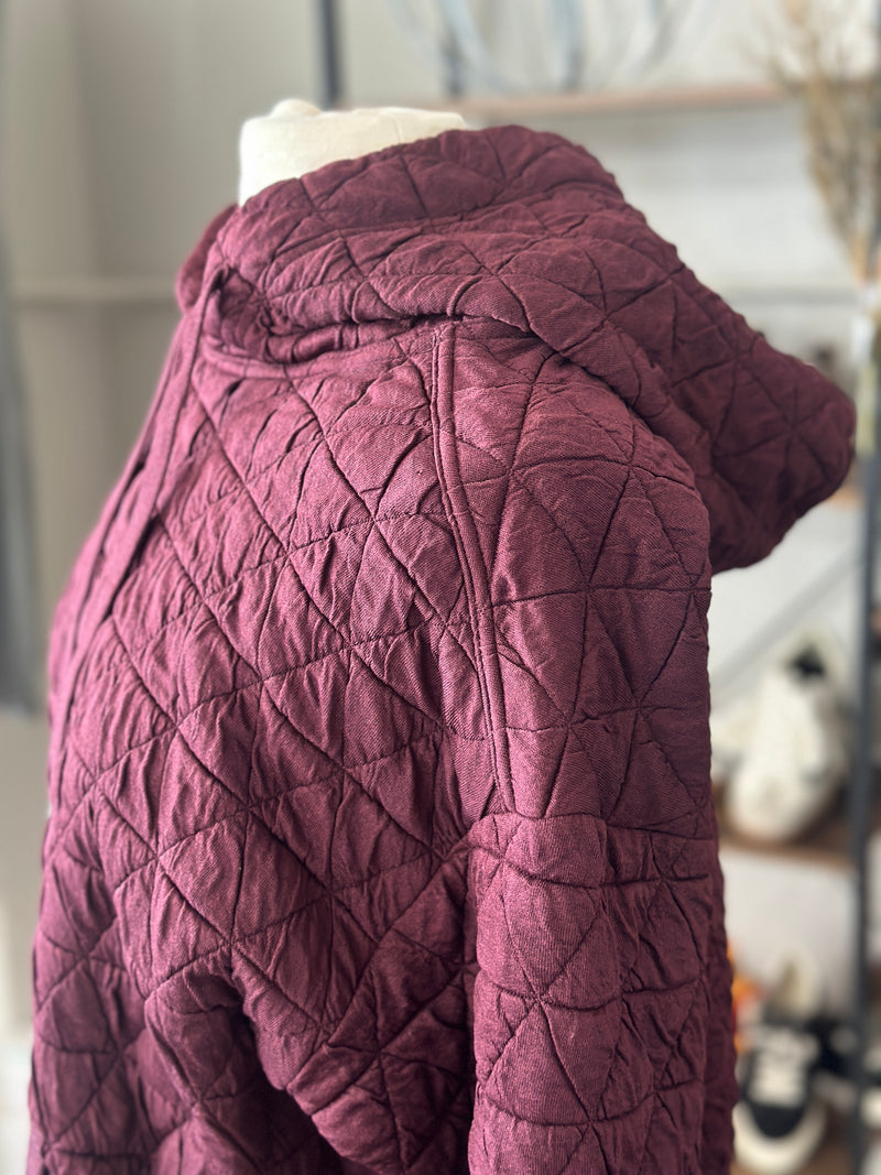 Staccato | Wine Quilted Knit Pullover Hoodie with Kangaroo Pocket