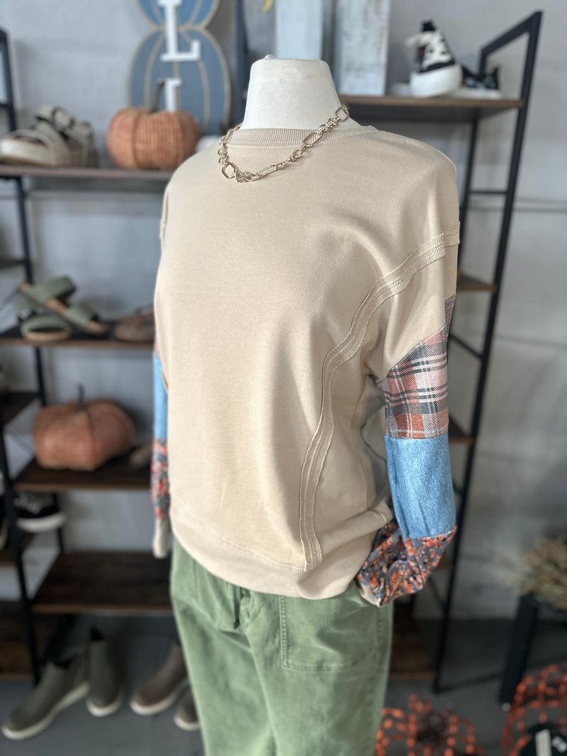 Women's Cream Plaid Colorblock Patched Sleeve Raw Seam Sweatshirt