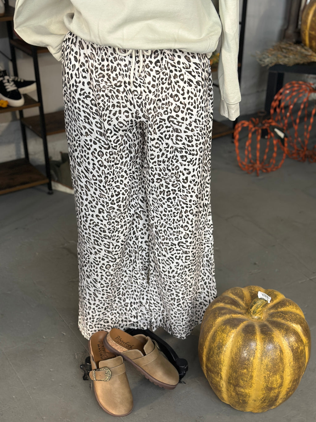 Women's Leopard Drawstring Loose Pant