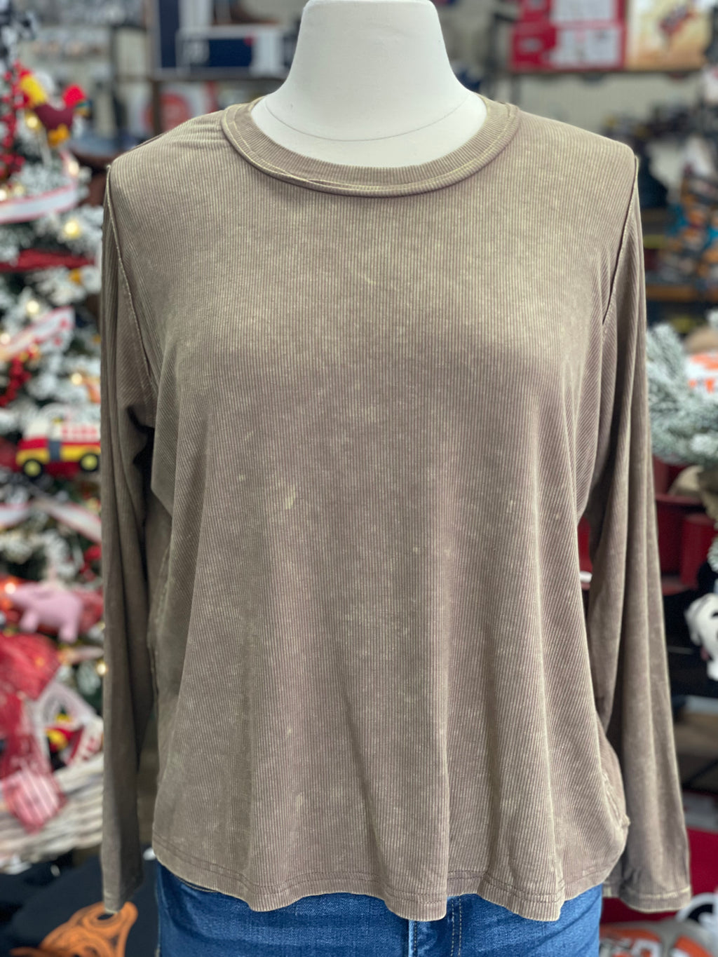 Women's Mocha Washed Ribbed Scoop Neck Long Sleeve Top