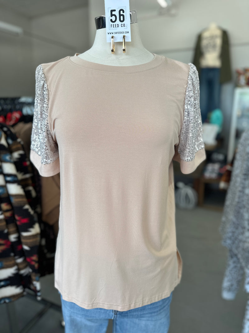 Women's Nude Short Sleeve Solid Knit Top