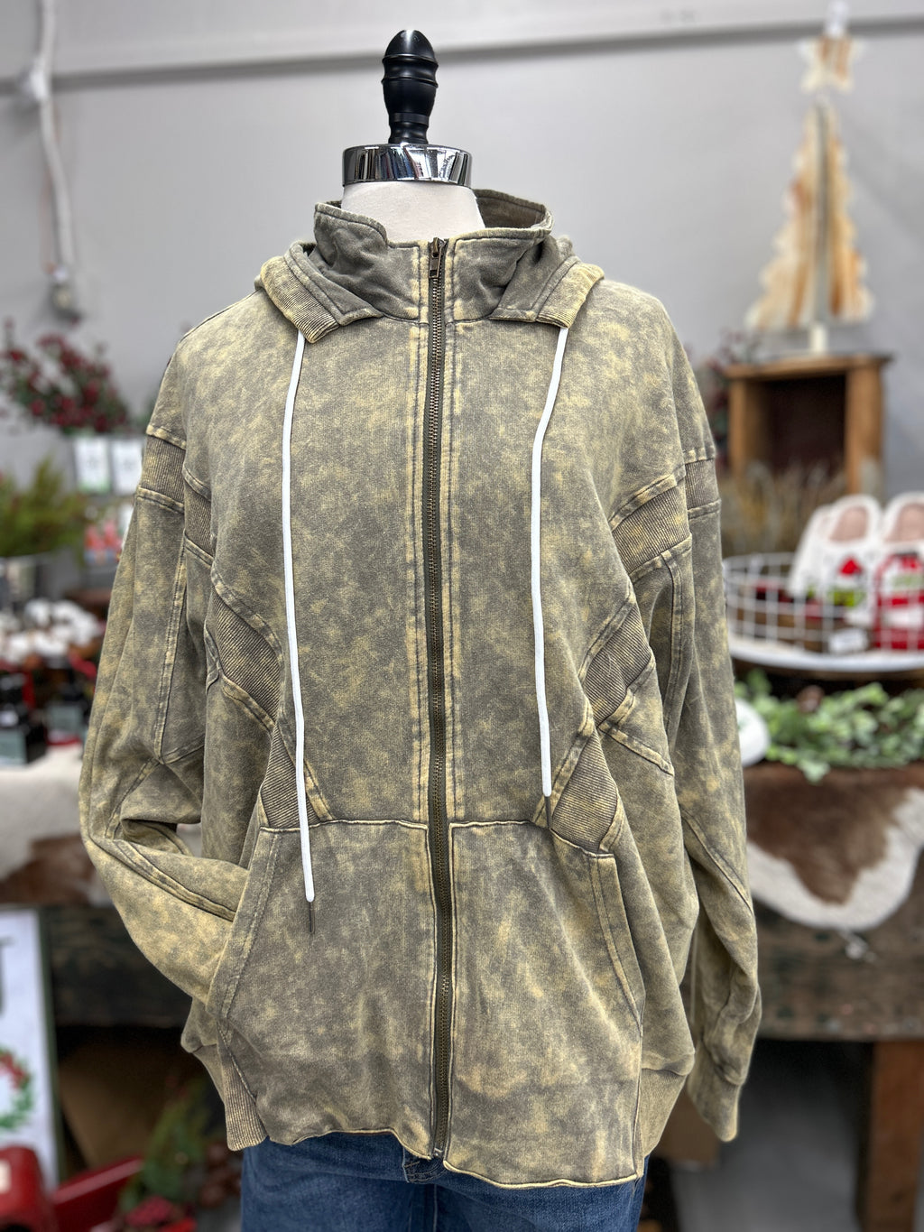 Women's Vintage Mineral Washed Zip Up Hoodie