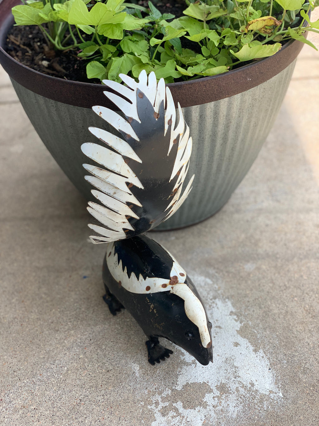 Skunk Metal Art